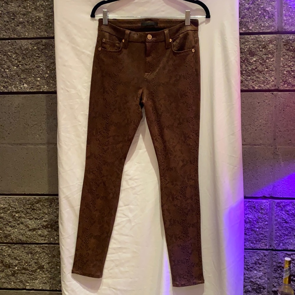 7 FOR ALL MANKIND SKINNY BROWN SNAKE PRINT PANT /SKINNY JEAN FIT